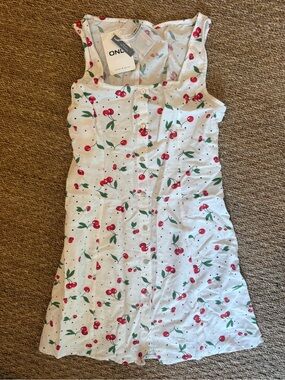 ONLY by ASOS Cherry Print Linen Mix Mini Dress Size Medium NWT